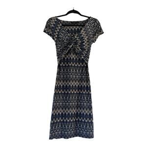 BCBGMaxazria Small dress knot twist bodice sheath cap sleeve aztec print